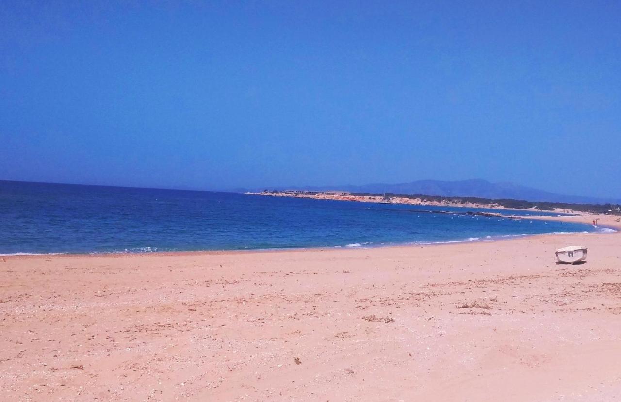 Anastasia Aliko Beach Bagian luar foto